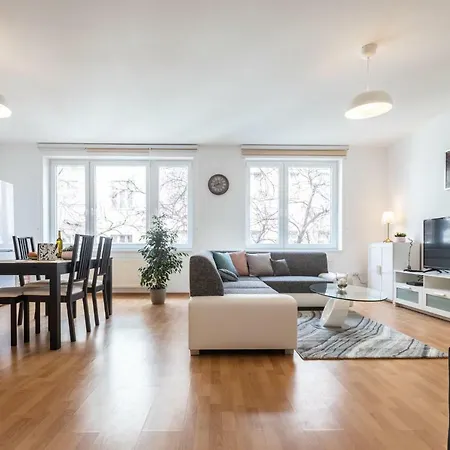 Apartamento Spacious In The Old Town Of *